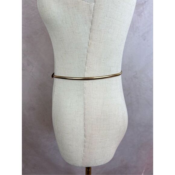 Vintage Mod Gold Tone Stretch Belt - Picture 6 of 8